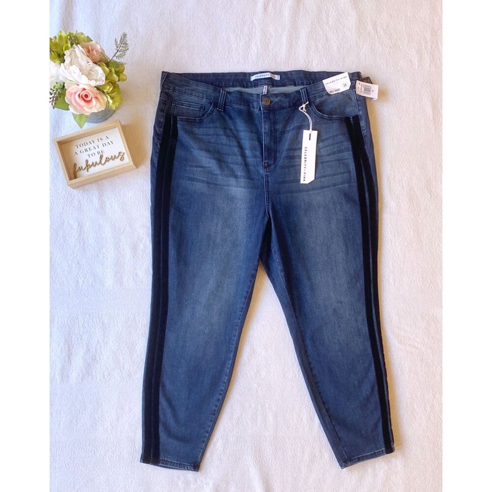 NWT Celebrity Pink high-rise ankle skinny jeans. Size 24